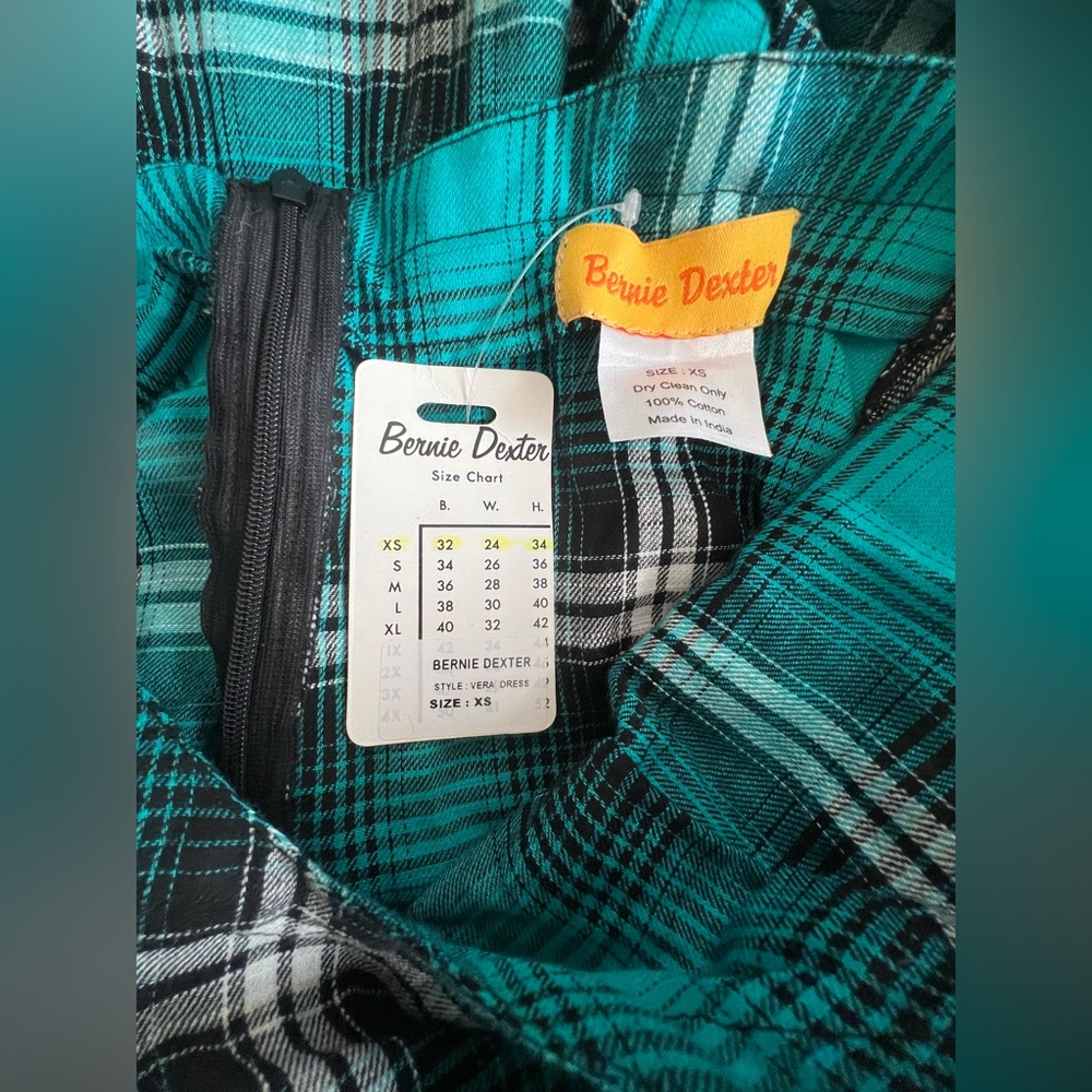 NWT Bernie Dexter Vera Dress - Picture 2 of 3
